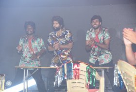 Dear-Comrade-Music-Festival-in-Hyderabad-08