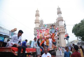 Ganesh-Immersion-At-Hyderabad-08