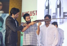 Goodachari-Movie-Pre-Release-Event-05