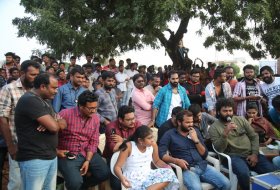 Karthikeya-Director-Arjun-Jandhyala-Movie-Working-Stills-02