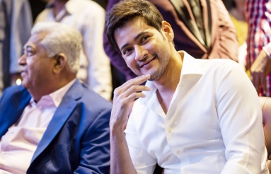 Mahesh-Babu-AMB-Cinemas-Images-12