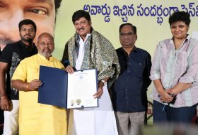 Rajendra-Prasad-Honored-with-Lifetime-Achievement-Award-04