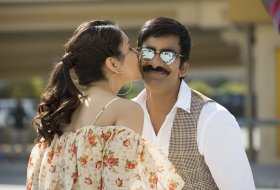 Touch-Chesi-Chudu-New-Stills-09