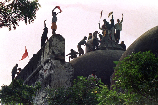 Babri Masjid structure