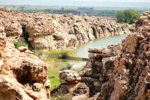 Oravakallu Rock Garden travel telugu states
