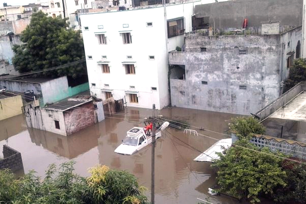 Hyderabad Heavy Rains Photos