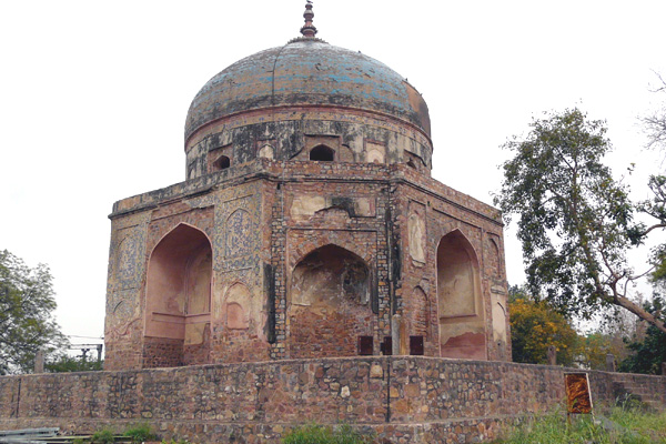 Nila Gumbad