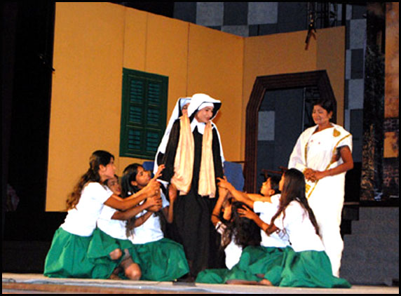 Mother-Stage-Play-1