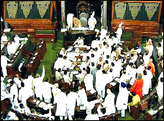 Telangana-Bill-may-get-approval-in-Parliament-02