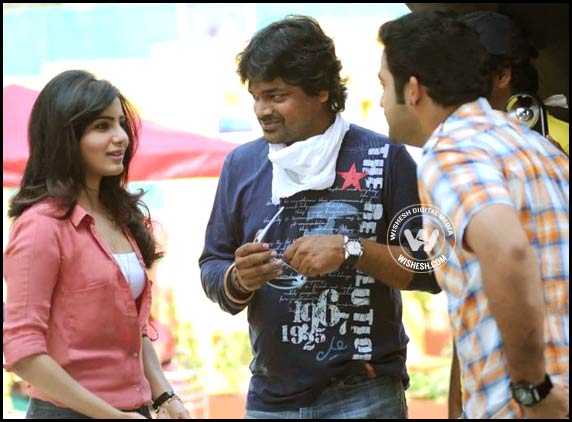 Ramayya Vasthavayya working Stills