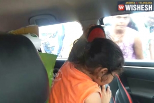 Shamshabad: 3 Year Old Left in a Car, Public Rescue the Girl