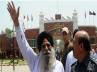 Indian prisoners in Pakistan, Pakistan jail, surjeet singh meets his family after 3 decades, Ex raw agent