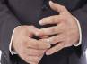 short ring fingers survive cancer, risks increase with age, men with short ring fingers survive cancer, Seoul