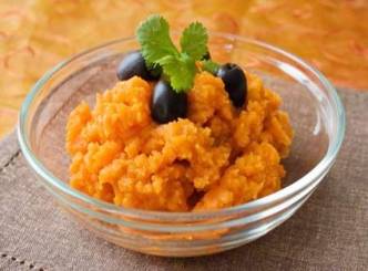 Carrot butter with steamed rice