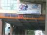 Preet Vihar, Preet Vihar, woman jumps onto delhi metro track dies, East delhi