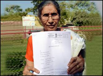 Narendra Modi wife files RTI