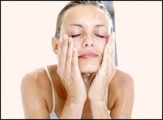 Three biggest face-washing mistakes you are doing