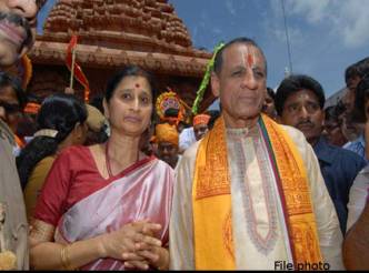 Governor at Jagannath Rathyatra