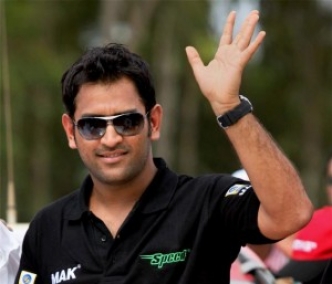 England &amp; Oz failure to haunt `Dhoni sena&rsquo;