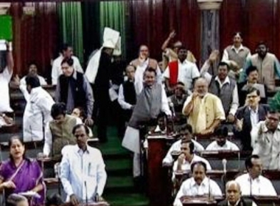 Din over Telangana, FDI forces adjournment of Parliament 