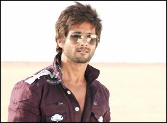 Shahid Kapoor in Magadheera remake!