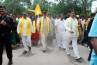 vastunna meekosam padayatra, tdp chandrababu, sharmila v s babu who s best, Chandrababu padayatra