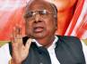botsa satyanarayana assembly, vh on internal party, vh admits differences among party leaders, Vh on internal party