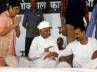 Delhi police, Anna Hazare, kiran bedi team anna will not call of fast, Team anna