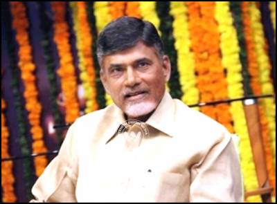 Chandrababu greets Telangana people