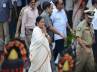 Mamata Banarjee, West Bengal, mamatha banarjee shifts independence day celebrations to red road, Mamatha banarjee