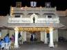 tirupati venkateshwara swamy, tirumala vaikunta ekadasi, jostling at ttd kalyana mantapam devotees faint, Lord balaji