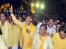 tdp padayatra nalgonda, chandrababu naidu padayatra, vastunna meekosam evokes solid response, Nalgonda padayatra tdp