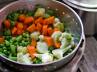 electricity and gas, Boiling vegetables, boiling vegetables, Colander