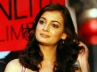 Shahaaz in Orange, Bollywood actress, paisa keliyekuchbhikarega, Toh