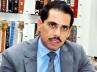 Robert Vadra, Robert Vadra faints, priyanka s husband vadra faints hospitalized, Priyanka gandhi