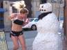 , viral video, snowmen scares passers by, Pranks