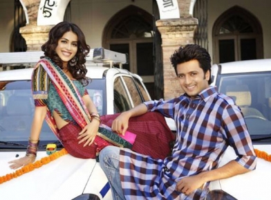 Genelia, Ritesh to tie nuptial knot in 2012  