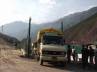 government hospital, kashmir, a kashmiri woman delivers in a taxi, Kashmiri