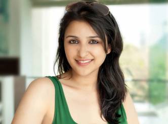 Pari to live in with her Man???