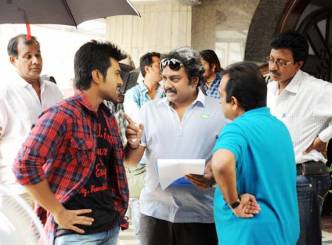&#039;Nayak&#039; in Koti Woman&#039;s college...
