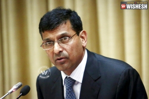 Act against bank frauds worth Rs 17,500 crore, RBI chief Rajan