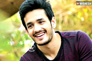 &quot;Akhil&quot;... Power of Tollywood!!!