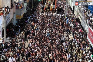 Stampede at Anantapur Rathotsavam, 3 Injured