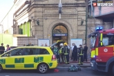 London Police, Explosion, blast in london underground train at parsons green station creates havoc, Underground