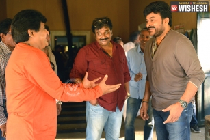 Chiranjeevi on the sets of Kathilantodu