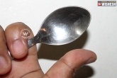 spoon, Eye curlers, curl your eyelashes with a spoon, Eyelashes