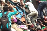 Elphinstone stampede, Elphinstone stampede tragedy, elphinstone tragedy 22 dead and 50 injured, Railway station