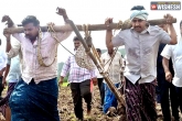 Land pooling, AP, extending support to farmers mangalagiri mla ploughs field, Sv krishna reddy