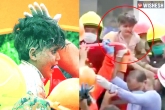 Mahad collapse in Mumbai new updates, Mahad collapse in Mumbai news, four years old survives for 19 hours in debris in mahad collapse in mumbai, 27 hours