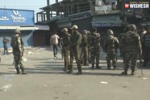 25 Injured in a Grenade Attack in Srinagar